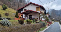 Vukšinec, Donja Stubica: Samostojeća kuća s terasom i okućnicom, 150m2
