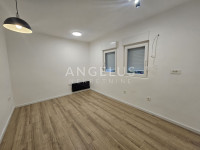 Zabreb - Savica  Stan 37 m2 1. kat mirna lokacija