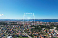 Zadar, Bili Brig - poslovni prostor sa galerijom i terasom! 140000€