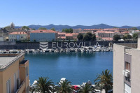 Zadar, Branimirova obala, moderan dvosoban stan s pogledom na more