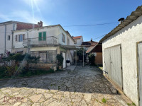 ZADAR - BRODARICA, KUĆA 188 M2, PRODAJA, IZVRSNA LOKACIJA 80 M OD MORA