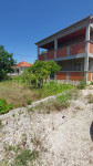 Zadar/Bulevar-katnica 300 m2, parcela 760 m2! Potrebna renovacija!