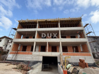 ZADAR – CRVENE KUĆE - Dvosobni stan, garaža + parking!