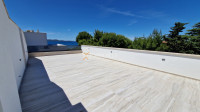 Zadar, Diklo – namješten penthouse, lift, krovna terasa, 100 m od mora