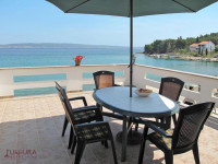 ZADAR - KUKLJICA, PORDAJA KUĆE 328 M2, PRVI RED, VIŠE APARTMANA, OTVOR