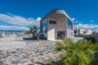 ZADAR OKOLICA- Kuća s bazenom u luksuznom resortu