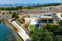 Zadar (okolica), prvi red, nova luksuzno namještena vila, bazen, vez