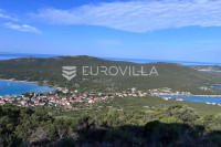 Zadar, otok Ist, građevinsko zemljište prvi red uz more