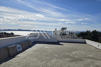 ZADAR-PETRČANE-PUNTA RADMAN-LUX PENTHOUSE s 3.sp sobe-150 m do plaže