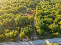 ZADAR - POLJICA, građevinsko zemljište od 683 m2 za gradnju kuće!