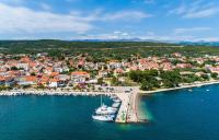 Zadar, Posedarje - kuća prizemnica, 731 m2, samo 60 metara od plaže