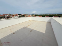 ZADAR - PRIVLAKA, APARTMAN 107 M2, PRODAJA, POGLED, KROVNA TERASA, LOK