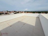 ZADAR - PRIVLAKA, APARTMAN 107 M2, PRODAJA, POGLED, KROVNA TERASA, LOK