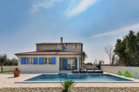Zadar, Privlaka – elegantna samostojeća kuća s bazenom u dalmatinskom