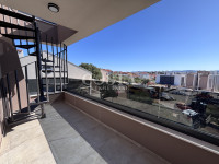 ZADAR, SKROČINI - Namješteni penthouse s pogledom na more u novogradnj