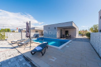 Zadar, Vir, Kompleks modernih vila i privatnom teretanom, nadomak plaž