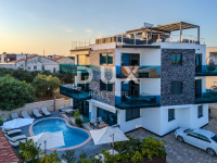 ZADAR, VIR - Luksuzna vila s nevjerojatnim pogledom na more 150 metara