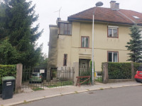Zagreb, Britanac, Bosanska ul., kuća 200 m2 sa okućnicom