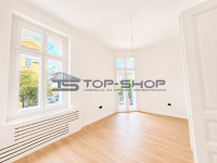 Zagreb- Centar 250m² novoadaptiran Poslovni prostor, 7 ureda, balkon 1