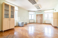 Zagreb, Centar, prostran stambeno, poslovni prostor za adaptaciju, 451