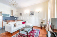 Zagreb, Centar, Teslina, predivan trosoban stan, neto površine 74 m²,