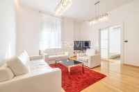 Zagreb, Donji grad, centar, trosoban stan 102 m² s vanjskim parkirnim
