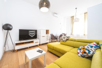 Zagreb, Palmotićeva, moderan četverosoban stan 90 m²