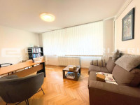Zagreb, Donji Grad, Vrbanićeva ulica, trosoban stan 71 m² loggia