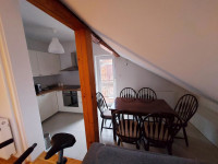 Zagreb-Dubrava, lijepo uređen 3S stan 60m2 s balkonom, zaseban ulaz