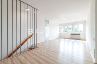 Zagreb, Dugave, prostrani trosoban stan/poslovni prostor za najam, 79,