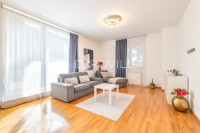 Zagreb, Goljak, prekrasan trosoban stan sa balkonom, 90 m²