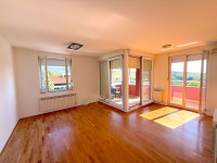 Zagreb, Maksimir (Gornji Bukovac)- Stan od 80m2 sa parkingom