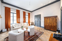 Zagreb, Gornji Grad, luksuzan peterosoban stan 260 m² u palači s atrij