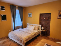 Zagreb, Gornji grad (Gradec), garsonijera 25m2