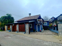Zagreb, Kustošija, obiteljska kuća na mirnoj lokaciji, prodaja!