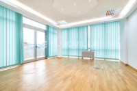 Zagreb, Lučko, najam uredskog prostora u poslovnoj zoni, 450 m2