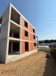 ZAGREB - MAKSIMIR (BARUTANSKI JARAK), PRODAJE SE STAN 86.30M2, NOVOGRA