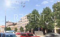 Zagreb, Maksimir - Moderan trosoban stan s loggiom
