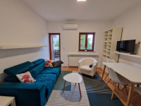 Zagreb, Maksimir, stan 39 m2 s terasom 10 m2, prizemlje