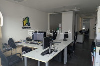 Zagreb, Odra, poslovni prostor/ured sa spremištem i parkingom, 68 m²
