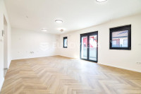 Zagreb, Ravnice, atraktivan dvosoban stan s balkonom, 62 m²