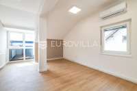 Zagreb, Sesvete, poslovni prostor, 4 prostorije, terasa, parking, 150