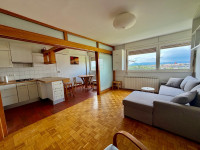 Zagreb (Srednjaci), 67  m2, lijep 2,5 sobni stan sa logjom