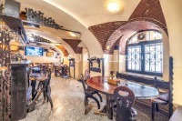 Zagreb, strogi centar grada, poslovni prostor u prizemlju 110 m2