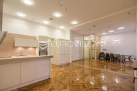 Zagreb, strogi centar, luksuzan dvoetažan četverosoban stan 273,40 m2