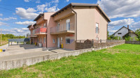 Novi Zagreb,Sveta Klara: Moderna krajnja kuća u nizu s velikim vrtom