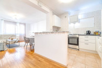 Zagreb, Trešnjevka, uređen trosoban stan 70 m²