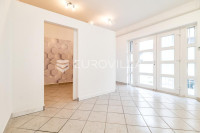 Zagreb, Trokut, poslovni prostor NKP 25 m2