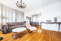 Zagreb, Ilica/Vrapče trosoban penthouse NKP 107 m2 s prekrasnim pogled