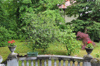 Zagreb, Tuškanac, pola vile u jednoj od naljepših ulica